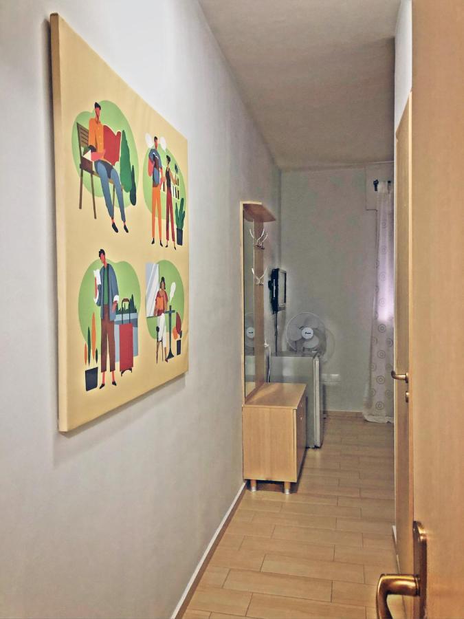 Arianiti Guesthouse Vlorë Buitenkant foto