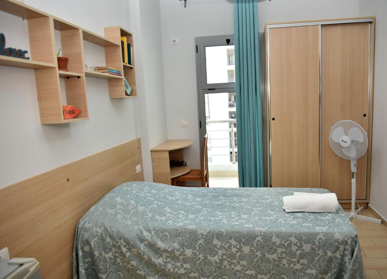 Arianiti Guesthouse Vlorë Buitenkant foto