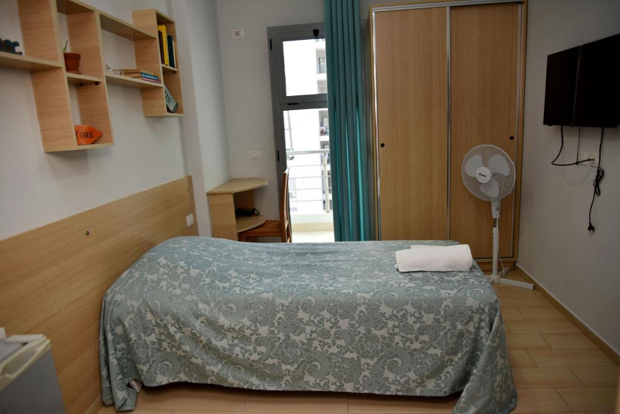 Arianiti Guesthouse Vlorë Buitenkant foto