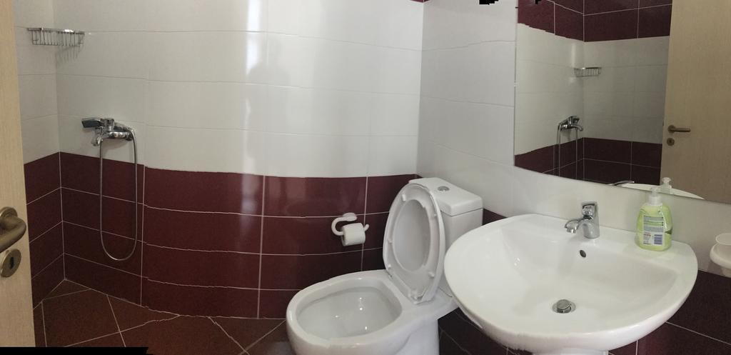 Arianiti Guesthouse Vlorë Buitenkant foto